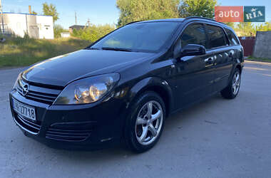 Універсал Opel Astra 2005 в 