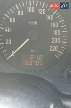 Седан Opel Astra 2004 в 