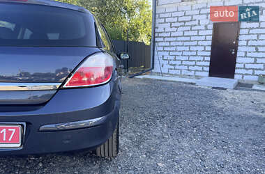 Хетчбек Opel Astra 2006 в 