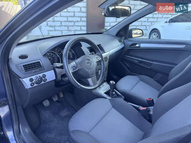 Хэтчбек Opel Astra 2006 в Звенигородке фото 37 Хэтчбек Opel Astra 2006 в Звенигородке
