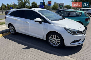 Универсал Opel Astra 2016 в Перегинском
