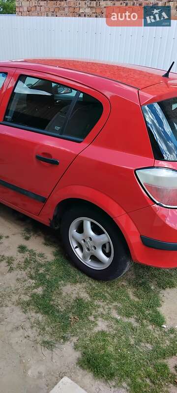 Хетчбек Opel Astra 2004 в Коломиї