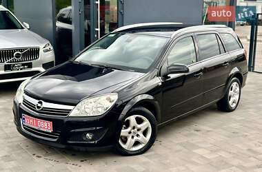Opel Astra 2010 Opel Astra 2010
