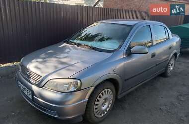 Седан Opel Astra 2004 в Новом Буге