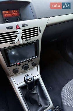 Седан Opel Astra 2008 в 