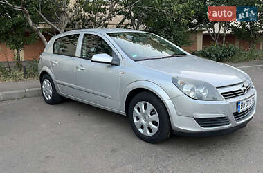 Хэтчбек Opel Astra 2005 в Одессе