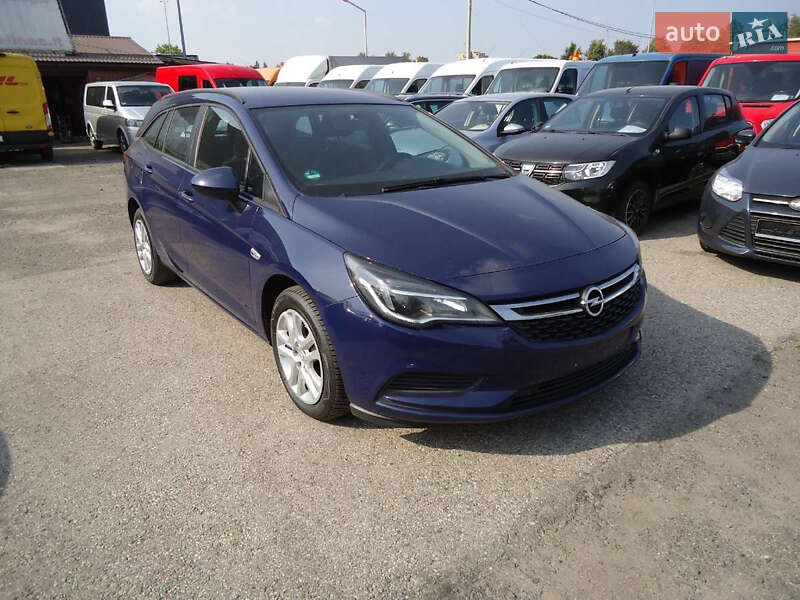 Универсал Opel Astra 2017 в Хмельницком
