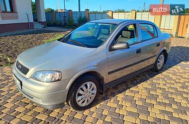 Седан Opel Astra 2008 в Кропивницком