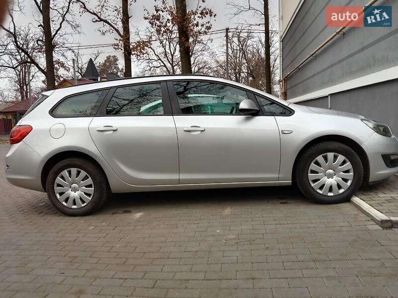 Универсал Opel Astra 2015 в Ирпене фото 2 Универсал Opel Astra 2015 в Ирпене