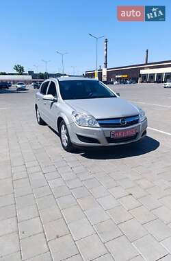 Хэтчбек Opel Astra 2008 в Черкассах