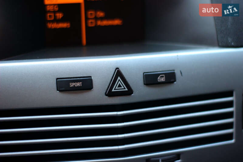Универсал Opel Astra 2008 в Кременце