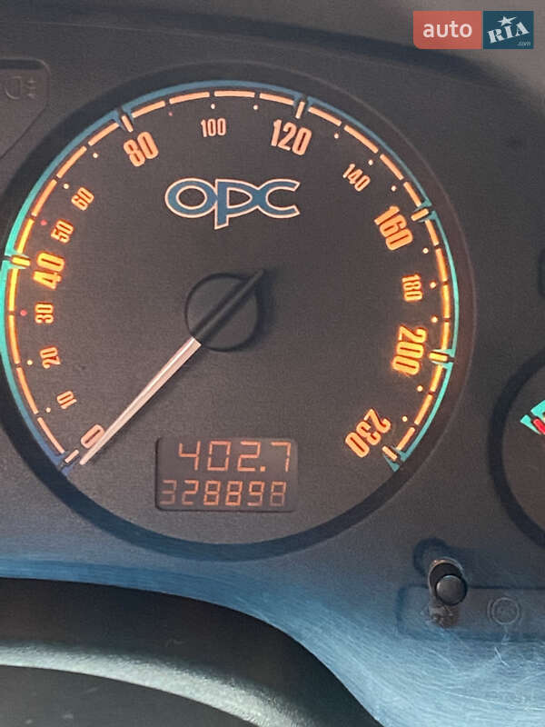 Седан Opel Astra 2006 в Виннице