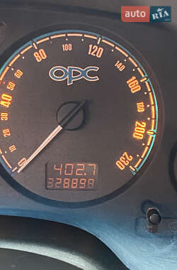 Седан Opel Astra 2006 в 