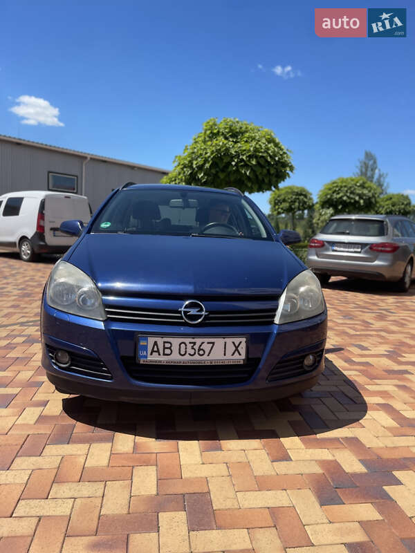 Универсал Opel Astra 2005 в Виннице
