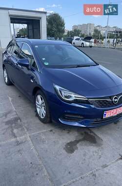 Универсал Opel Astra 2020 в Киеве