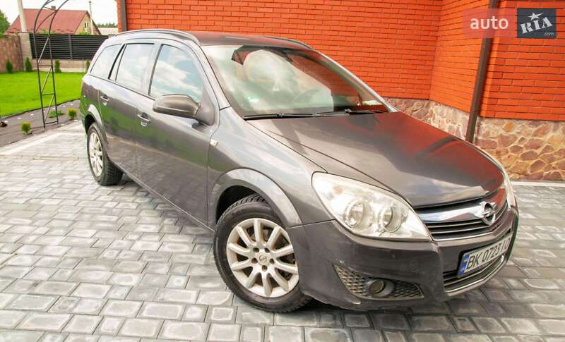 Универсал Opel Astra 2009 в Вараше фото 5 Универсал Opel Astra 2009 в Вараше