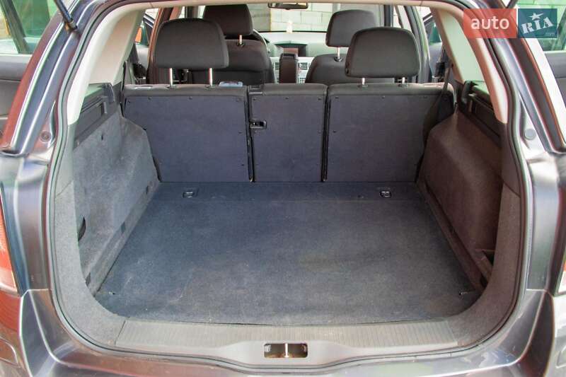 Универсал Opel Astra 2009 в Вараше фото 25 Универсал Opel Astra 2009 в Вараше