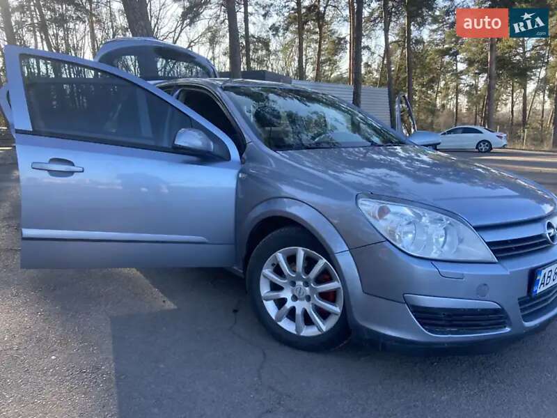 Хетчбек Opel Astra 2004 в Вінниці
