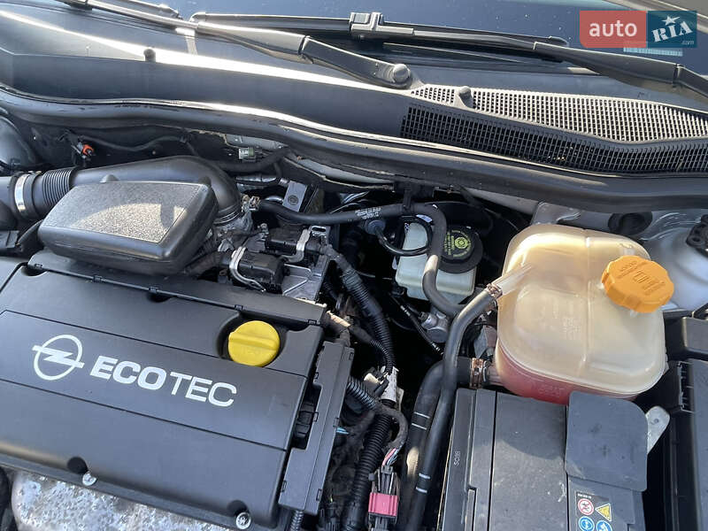 Універсал Opel Astra 2004 в Олександрії