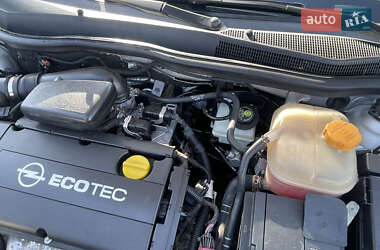 Универсал Opel Astra 2004 в 