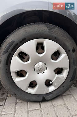 Универсал Opel Astra 2012 в 