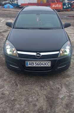 Универсал Opel Astra 2006 в 