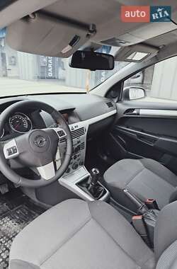 Opel Astra 2009 Opel Astra 2009