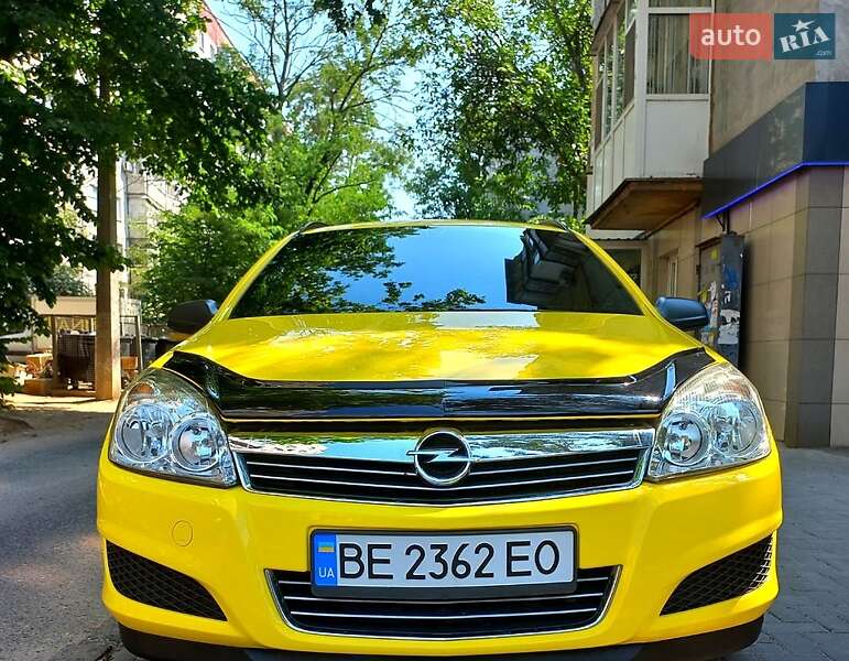 Универсал Opel Astra 2008 в Николаеве