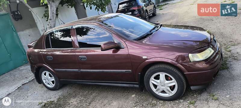 Хетчбек Opel Astra 2002 в Ізмаїлі