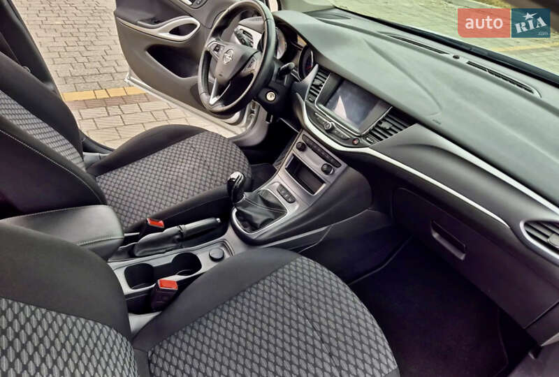 Универсал Opel Astra 2020 в Кропивницком