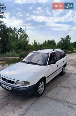 Универсал Opel Astra 1996 в Киеве