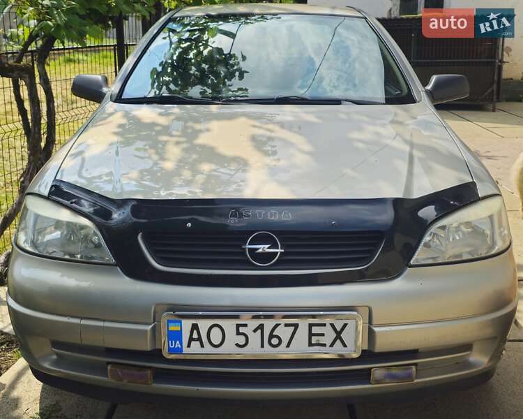 Opel Astra 2008