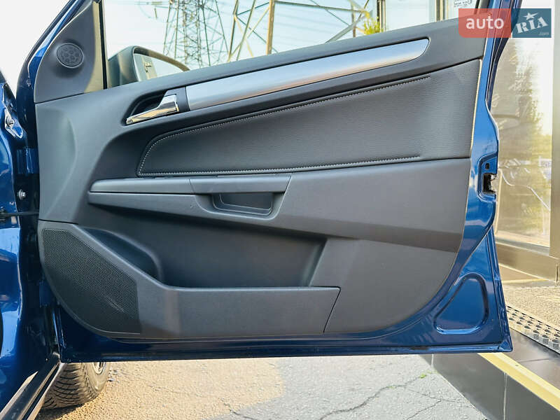 Универсал Opel Astra 2009 в Харькове