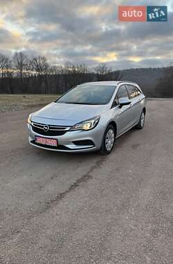 Универсал Opel Astra 2019 в 