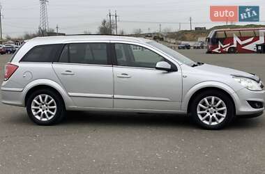 Универсал Opel Astra 2007 в 
