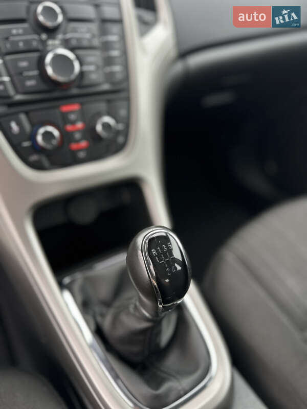 Хэтчбек Opel Astra 2009 в Луцке