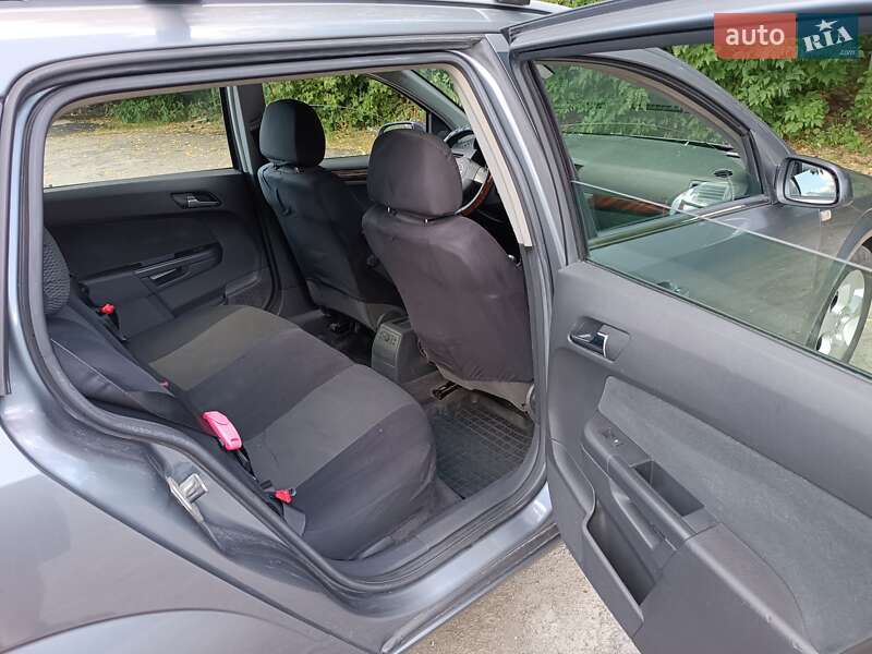 Универсал Opel Astra 2005 в Житомире