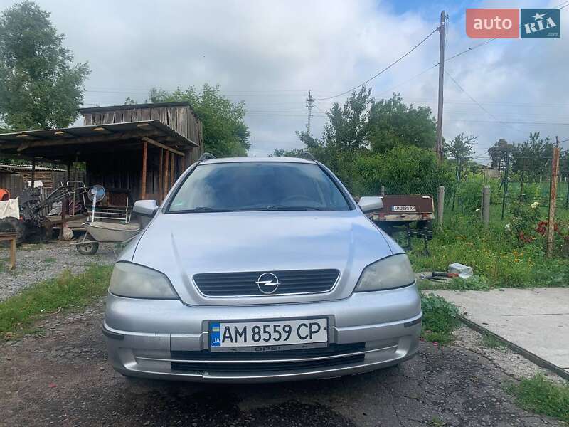 Универсал Opel Astra 2003 в Звягеле