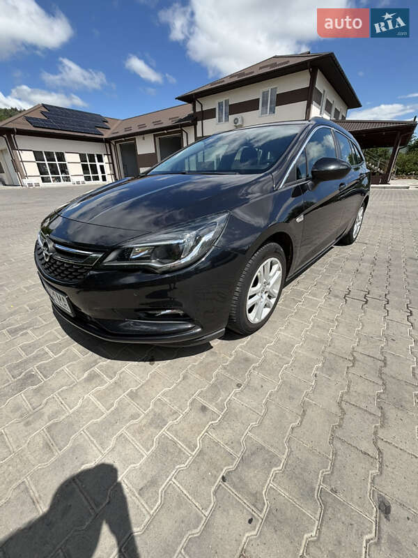 Универсал Opel Astra 2016 в 