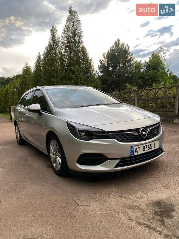 Универсал Opel Astra 2020 в Ивано-Франковске