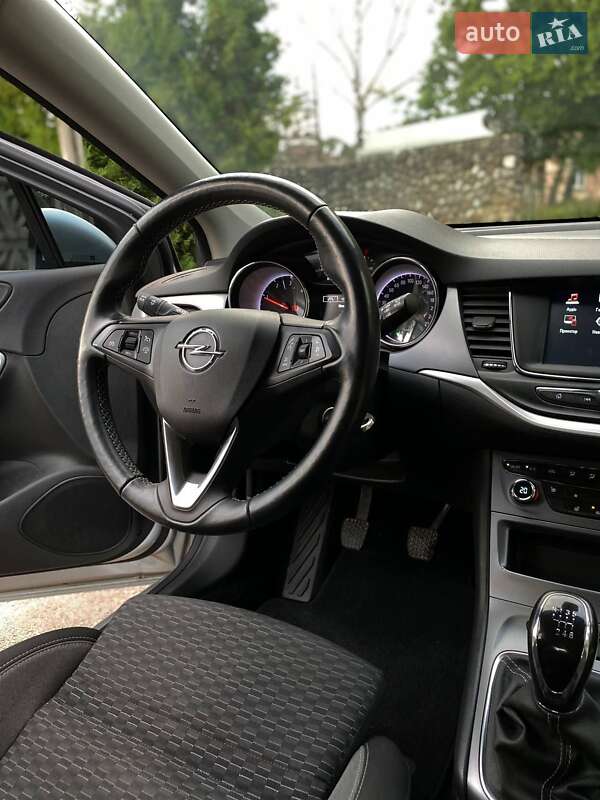 Универсал Opel Astra 2020 в Ивано-Франковске