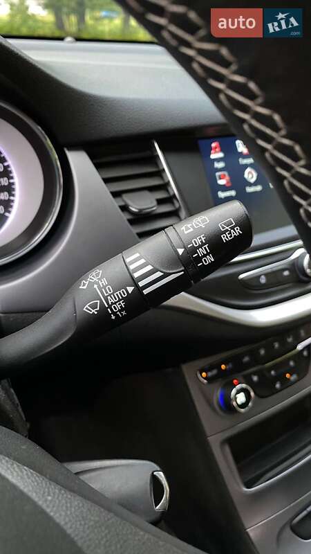 Универсал Opel Astra 2020 в Ивано-Франковске