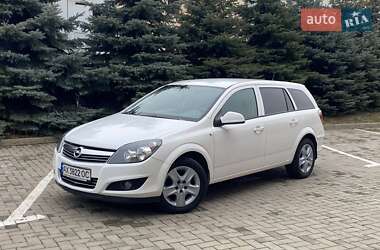Універсал Opel Astra 2012 в Харкові