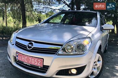 Универсал Opel Astra 2008 в 