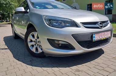 Универсал Opel Astra 2015 в 