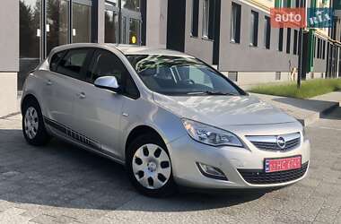 Хетчбек Opel Astra 2011 в Львові