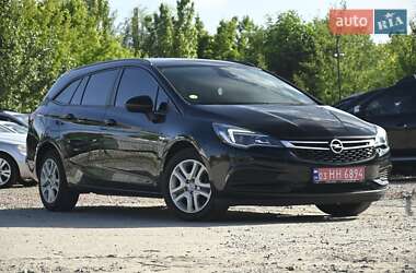 Універсал Opel Astra 2017 в 