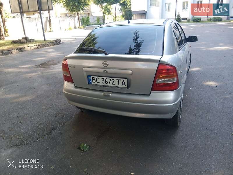 Хетчбек Opel Astra 1998 в Львові