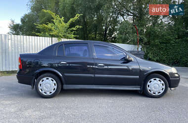 Седан Opel Astra 2007 в 