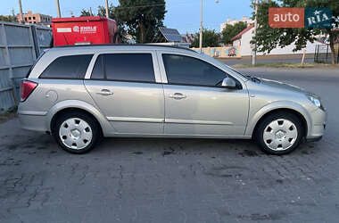 Универсал Opel Astra 2005 в 